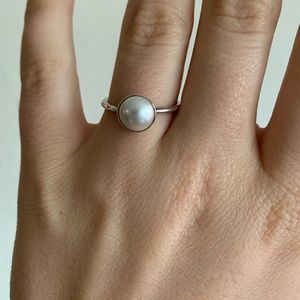 Pandora Luminous Droplet White Crystal Pearl ring